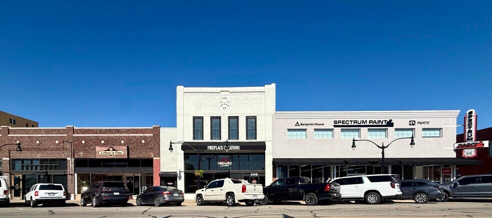 More Photos Of 506 W Will Rogers Blvd, Claremore Storefront For Sale