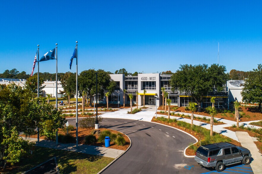 More Photos Of 4500 Leeds Ave, North Charleston Unknown For Lease