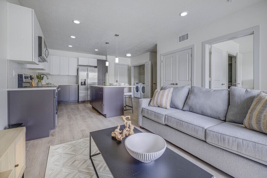 More Photos Of 447 W 4800 S, Murray Apartments For Lease
