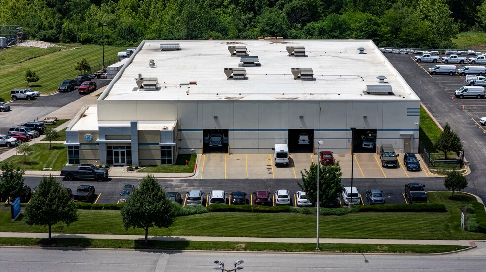 More Photos Of 8650 NE Parvin Rd, Kansas City Warehouse For Lease
