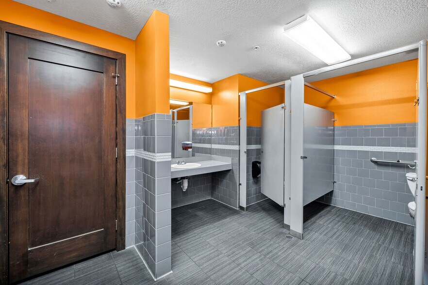 More Photos Of 1189 W 1700 N, Logan Warehouse For Lease