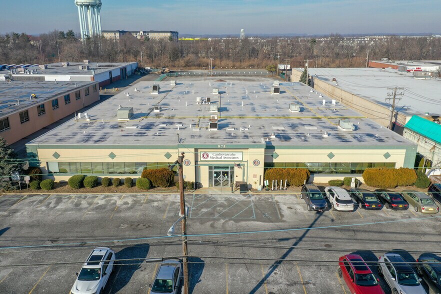 More Photos Of 975 Stewart Ave, Garden City Medical For Sale