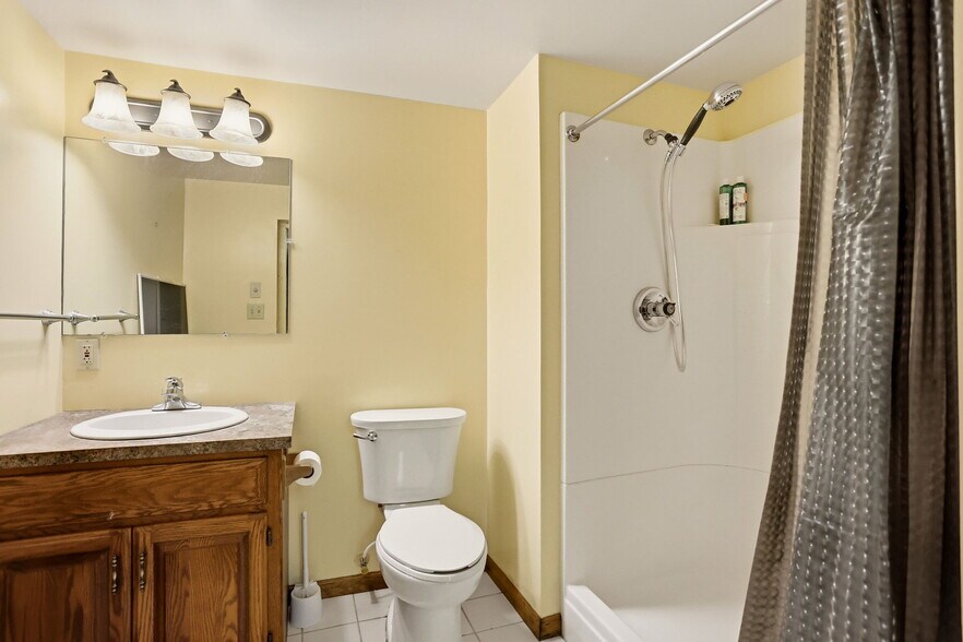 More Photos Of 3771 Colwood Rd, Caro Assisted Living For Sale