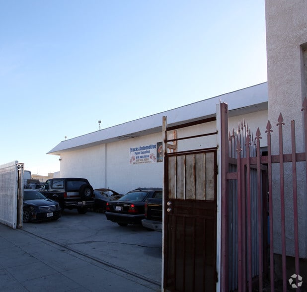 More Photos Of 12527 San Fernando Rd, Sylmar Auto Repair For Lease