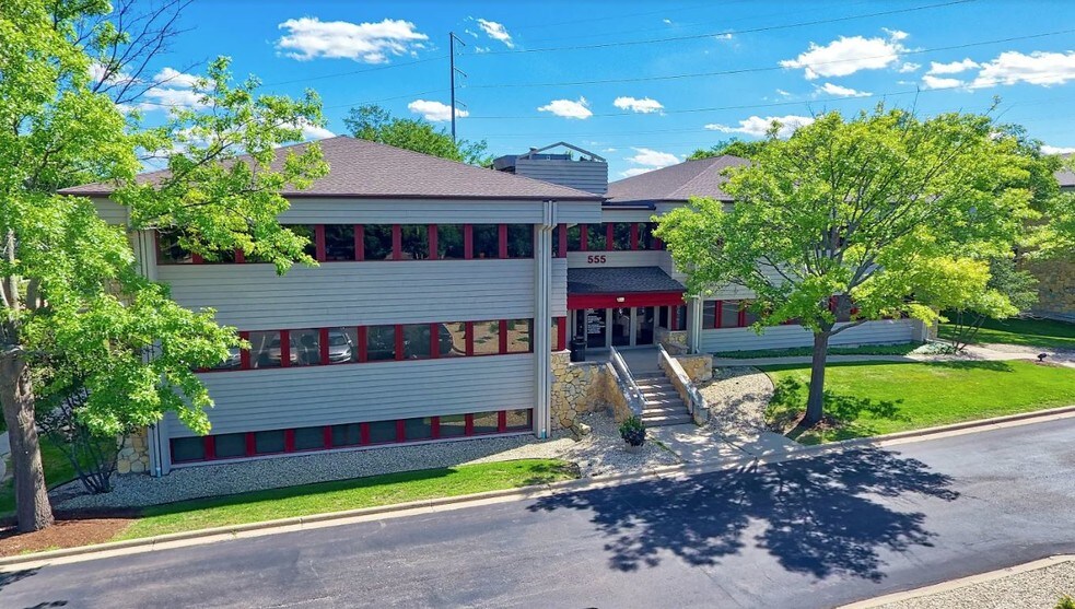 More Photos Of 1 Point Pl, Madison Unknown For Lease