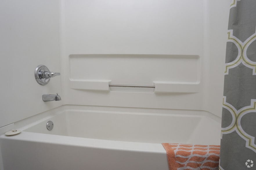 More Photos Of 1146 Old Central Rd, Central Apartments For Sale