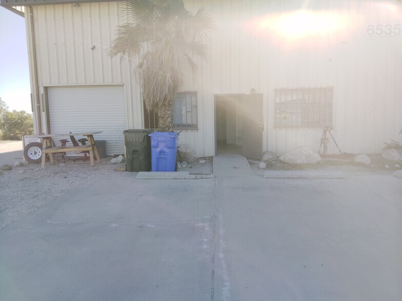 More Photos Of 65355 Dillon Rd, Desert Hot Springs Warehouse For Lease