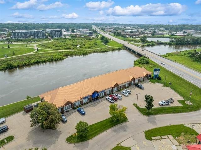 More Photos Of 24 Sturgis Corner Dr, Iowa City Storefront Retail Office For Sale