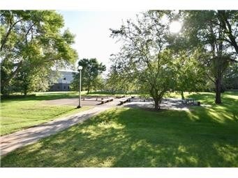 More Photos Of 606 Roosevelt Rd, Saint Cloud Office For Lease