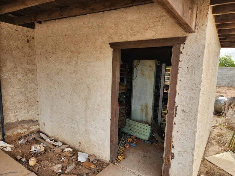 More Photos Of 3010 Shedd Rd, Eloy Office For Sale