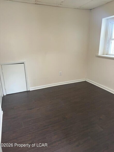 More Photos Of 546 W Main St, Plymouth Apartments For Sale