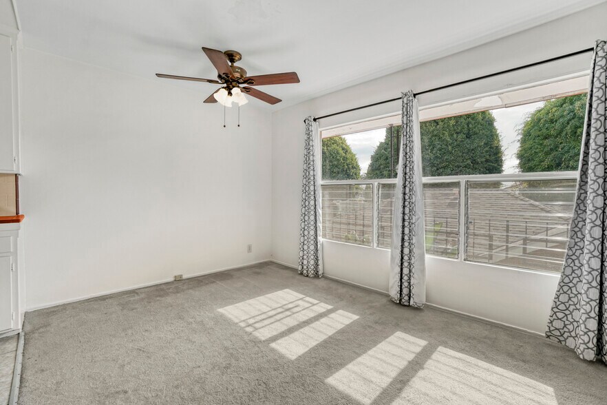 More Photos Of 904 N Spaulding Ave, Los Angeles Apartments For Sale
