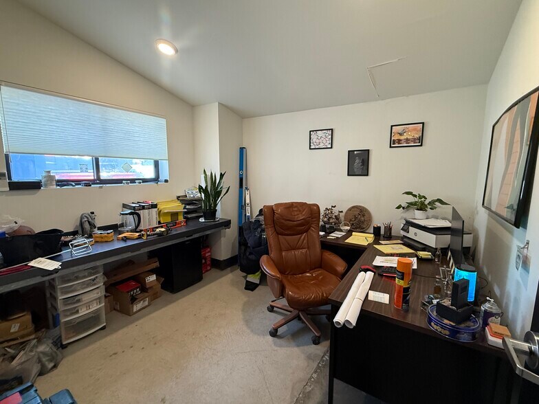 More Photos Of 1765 Lewis St, Reno Service For Lease