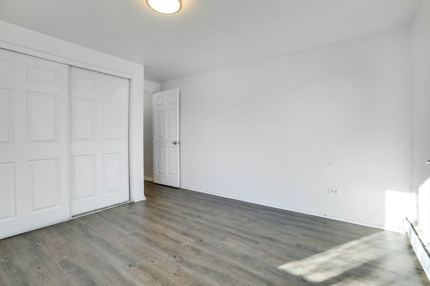 More Photos Of 1321 Yosemite St, Denver Apartments For Sale