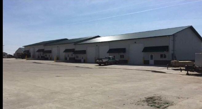 More Photos Of 6990 NE 14th St, Ankeny Warehouse For Lease