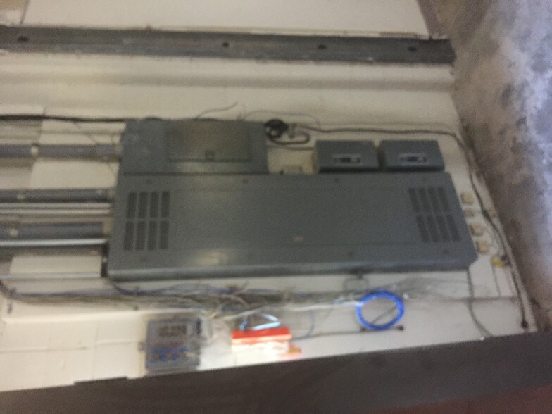 More Photos Of 30 Kinsey Rd, Xenia Light Distribution For Sale