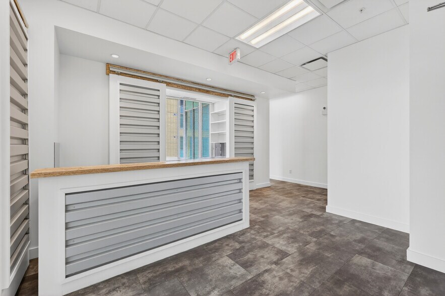 More Photos Of 888 4th Ave SW, Calgary Office For Sale