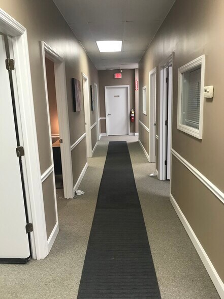 More Photos Of 2849 Henderson Mill Rd NE, Chamblee Medical For Lease