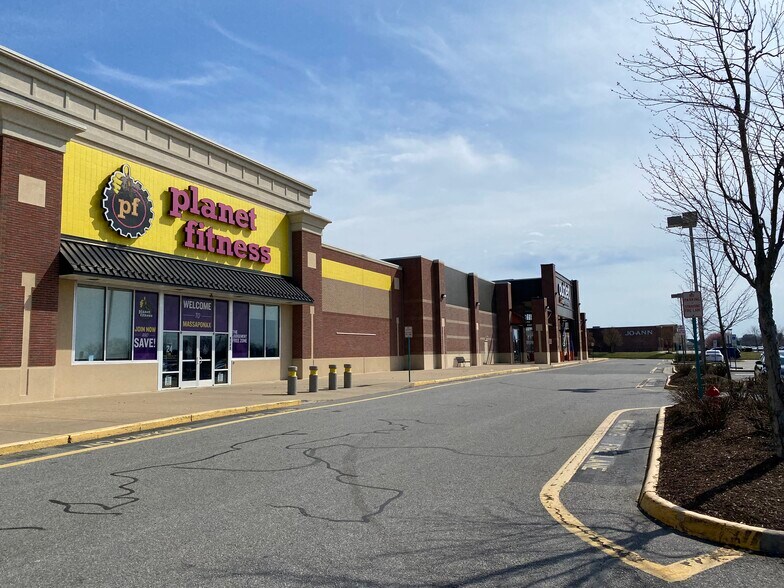 More Photos Of 9723 Jefferson Davis Hwy, Fredericksburg Health Club For Sale