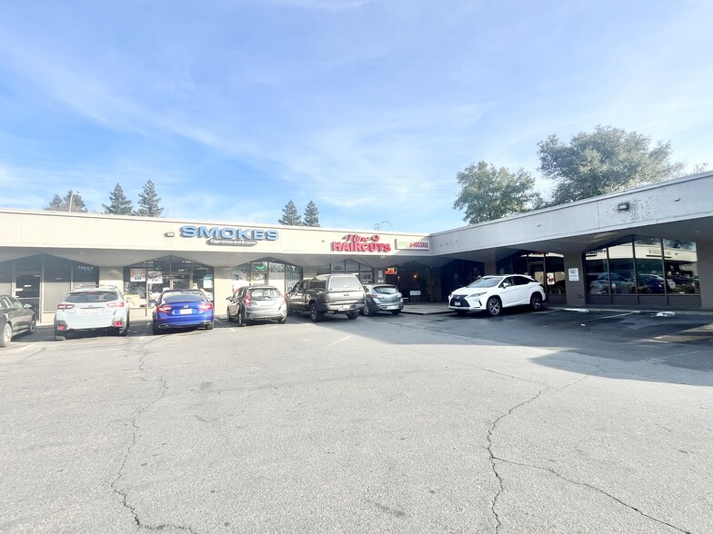 Primary Photo Of 7810-7890 La Riviera Dr, Sacramento Storefront For Lease