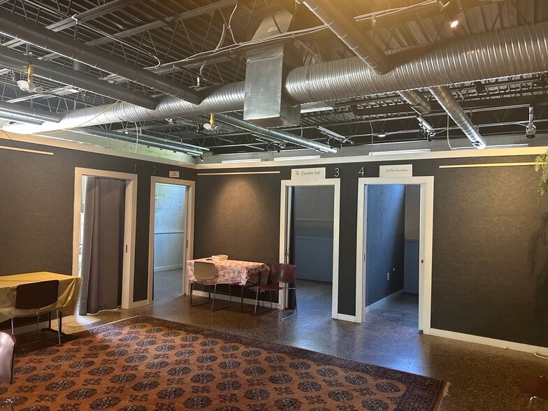 More Photos Of 111 Pennsylvania Ave, Norfolk Office For Sale