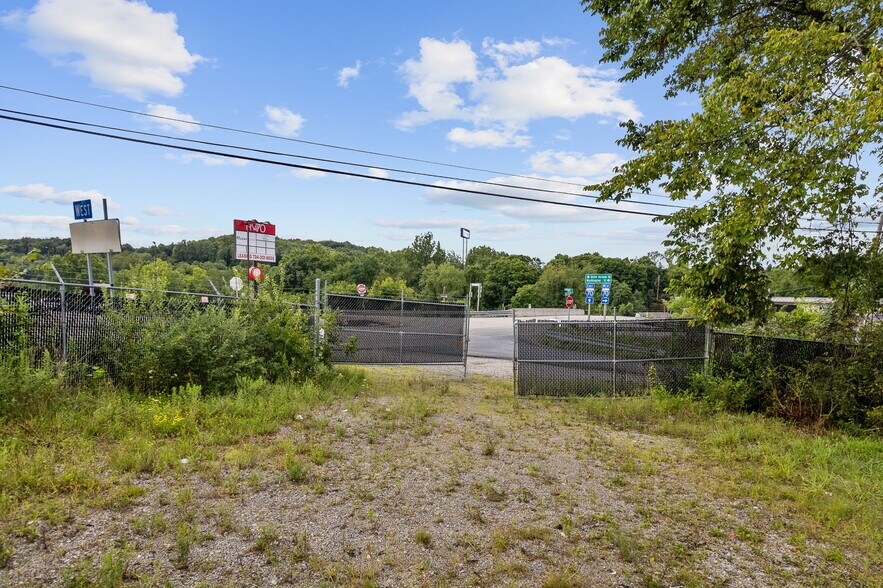 More Photos Of 27 McIlvaine Rd, Bentleyville Land For Sale