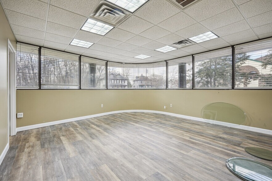 More Photos Of 200 South St, New Providence Medical For Sale