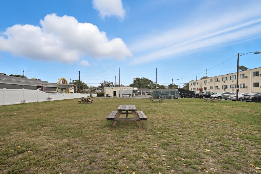 More Photos Of 279 S Black Horse Pike, Mount Ephraim Apartments For Sale