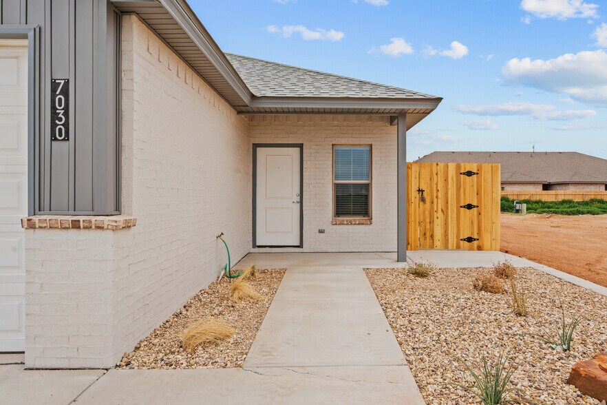 More Photos Of 7030-7036 41st st, Lubbock Apartments For Sale