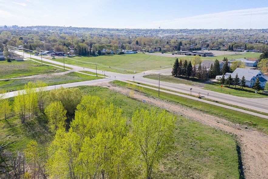 More Photos Of NW Corner Of 4th Ave & 27th St, Minot Land For Sale