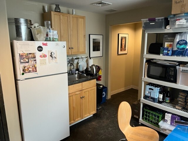 More Photos Of 1070 Bannock St, Denver Storefront Retail Office For Lease