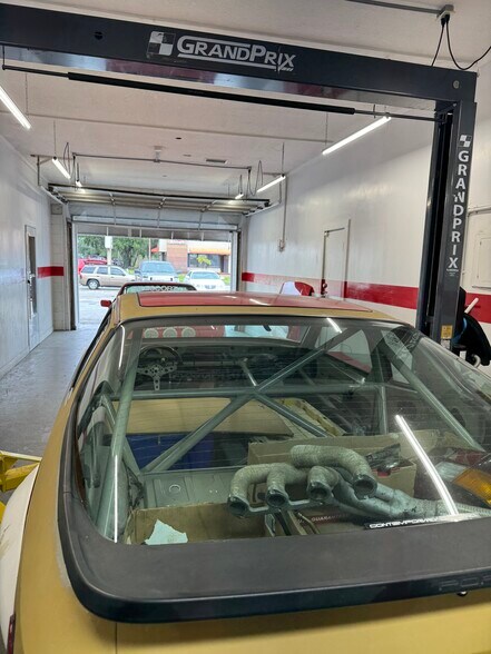 More Photos Of 800 W Sr 434, Longwood Auto Repair For Sale