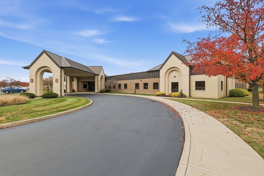 More Photos Of 7640 Sylvania Ave, Sylvania Medical For Lease