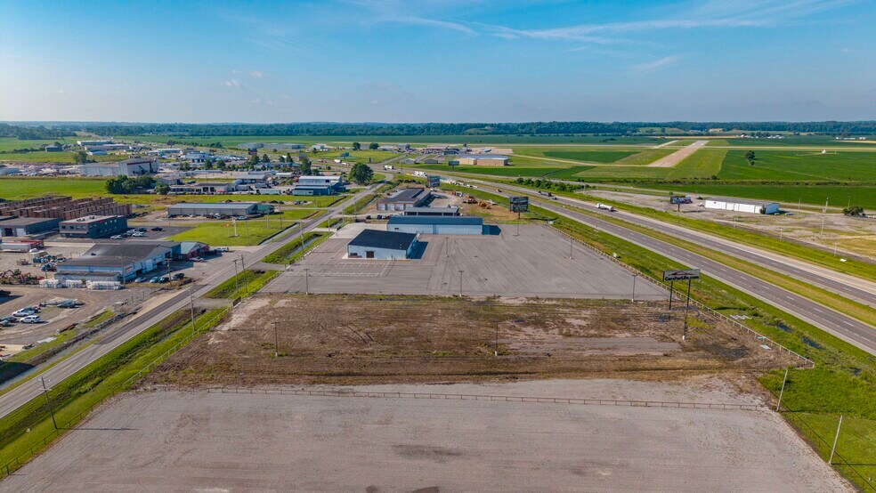 More Photos Of 3141 Outer Rd, Scott City General Retail For Lease