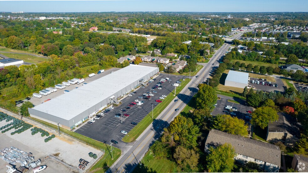 More Photos Of 5075-5095 Westerville Rd, Columbus Warehouse For Lease