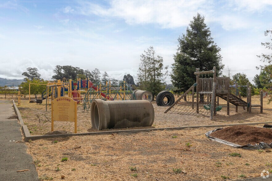 More Photos Of 1680 Los Carneros Ave, Napa Schools For Sale