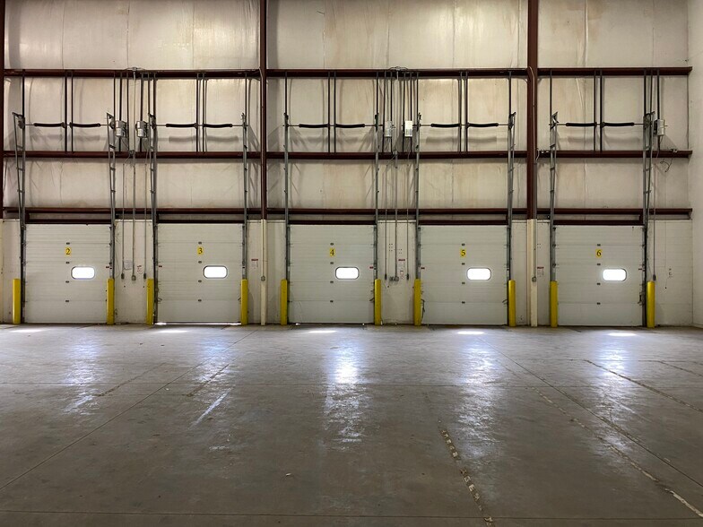 More Photos Of 4491 Mayflower Rd, South Bend Warehouse For Lease