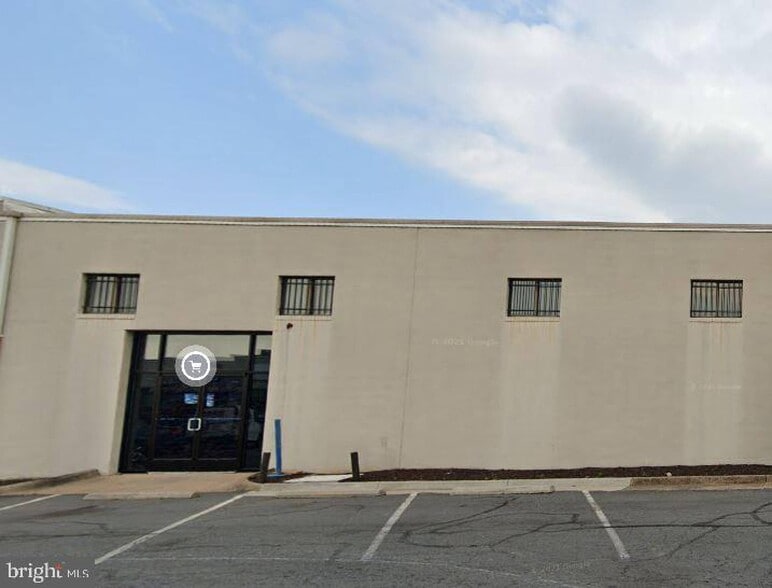 More Photos Of 7210-7242 Nathan Ct, Manassas General Retail For Sale