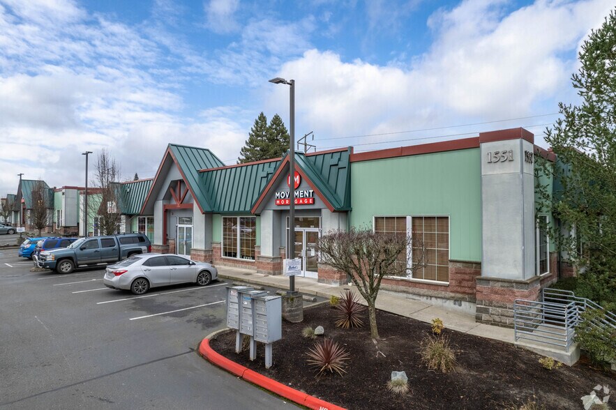 More Photos Of 1551 SE Piperberry Way, Port Orchard Storefront Retail Office For Lease