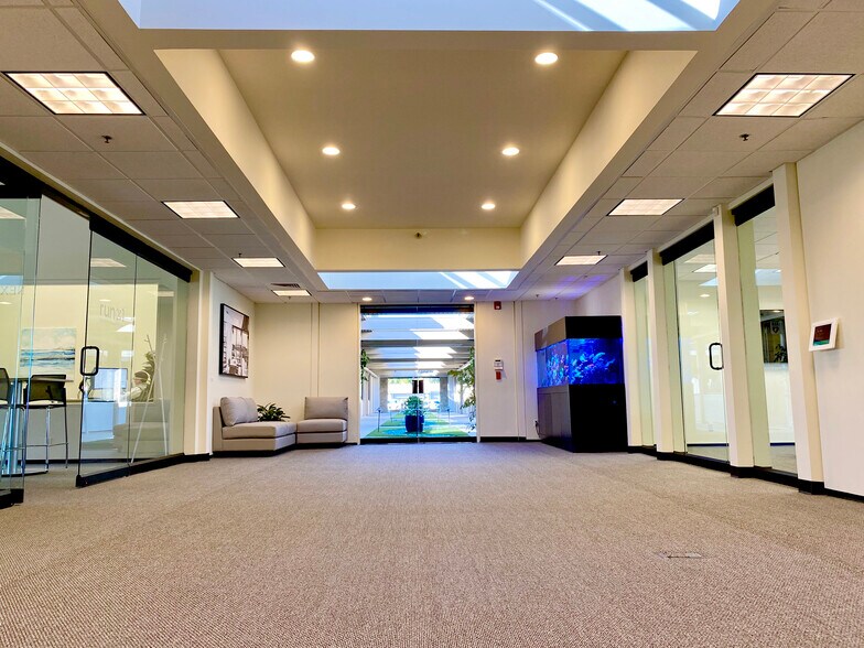 More Photos Of 800 Miramonte Dr, Santa Barbara Office For Lease