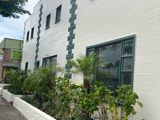 More Photos Of 155 Hamakua Dr, Kailua Freestanding For Lease