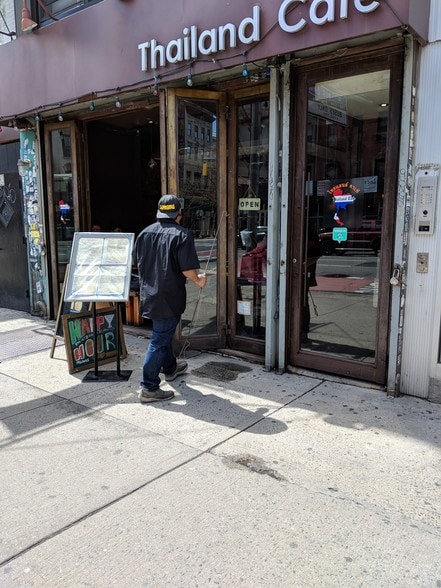 More Photos Of 95 2nd Ave, New York Apartments For Lease