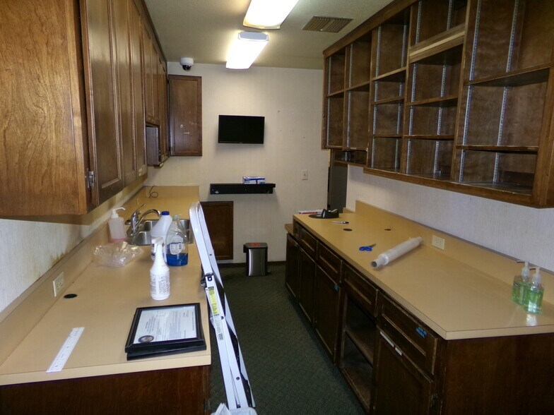 More Photos Of 602 E Caroline St, Carson City Medical For Sale