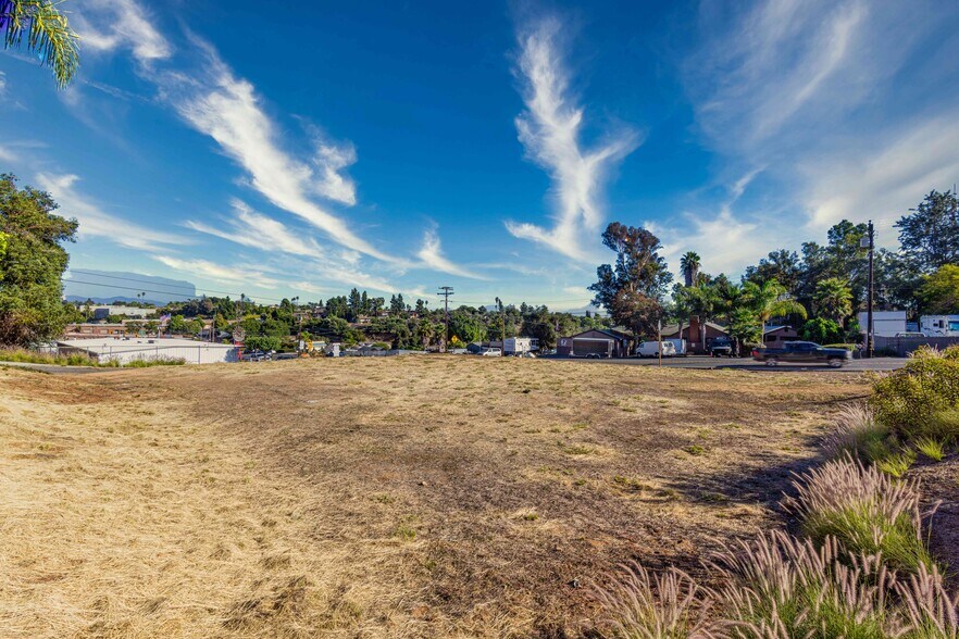 Primary Photo Of 632 E Mission Rd, Fallbrook Land For Sale