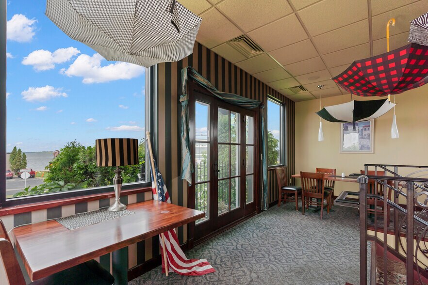 More Photos Of 824 Paul Bunyan, Bemidji Restaurant For Sale