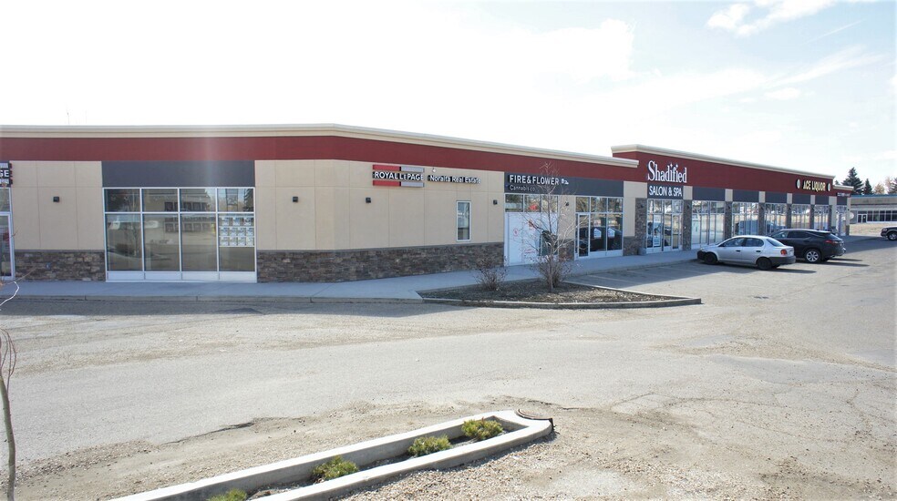 More Photos Of 10441 99 Av, Fort Saskatchewan General Retail For Sale