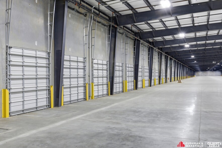 More Photos Of 421 Morgan Lakes Industrial blvd, Pooler Truck Terminal For Lease