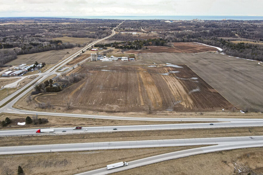 More Photos Of 5813 Michigan Ave, Manitowoc Land For Sale