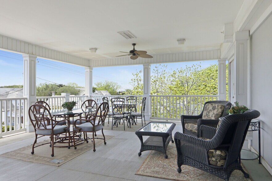 More Photos Of 313 Cedar St, Beaufort Apartments For Sale