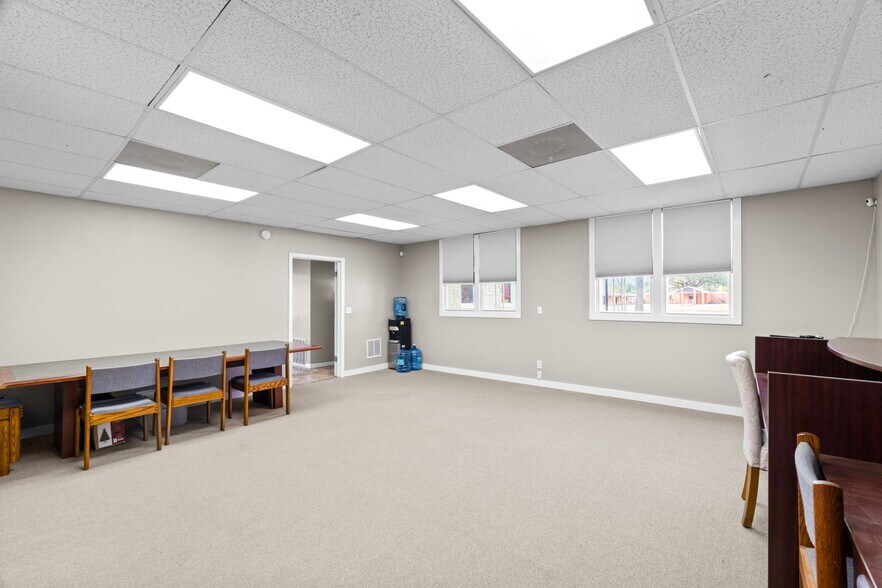 More Photos Of 6108 Arlington Rd, Jacksonville Office For Sale